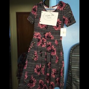 Lularoe size small Amelia